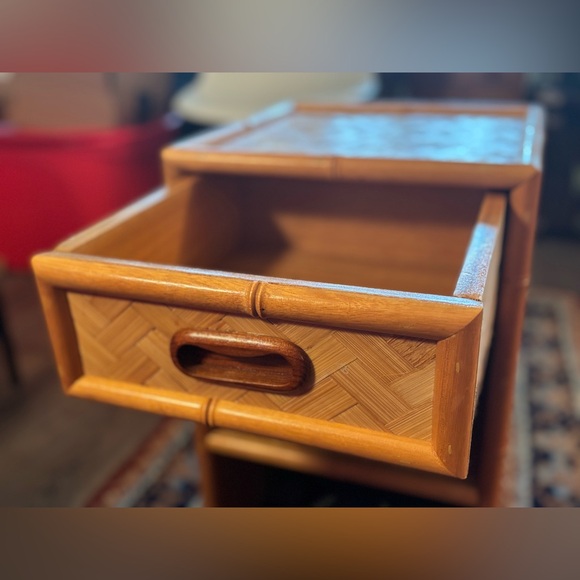 BOHO Vintage Bamboo Rattan Side Table 19” Nightstand Entryway • Lightweight - Picture 11 of 15